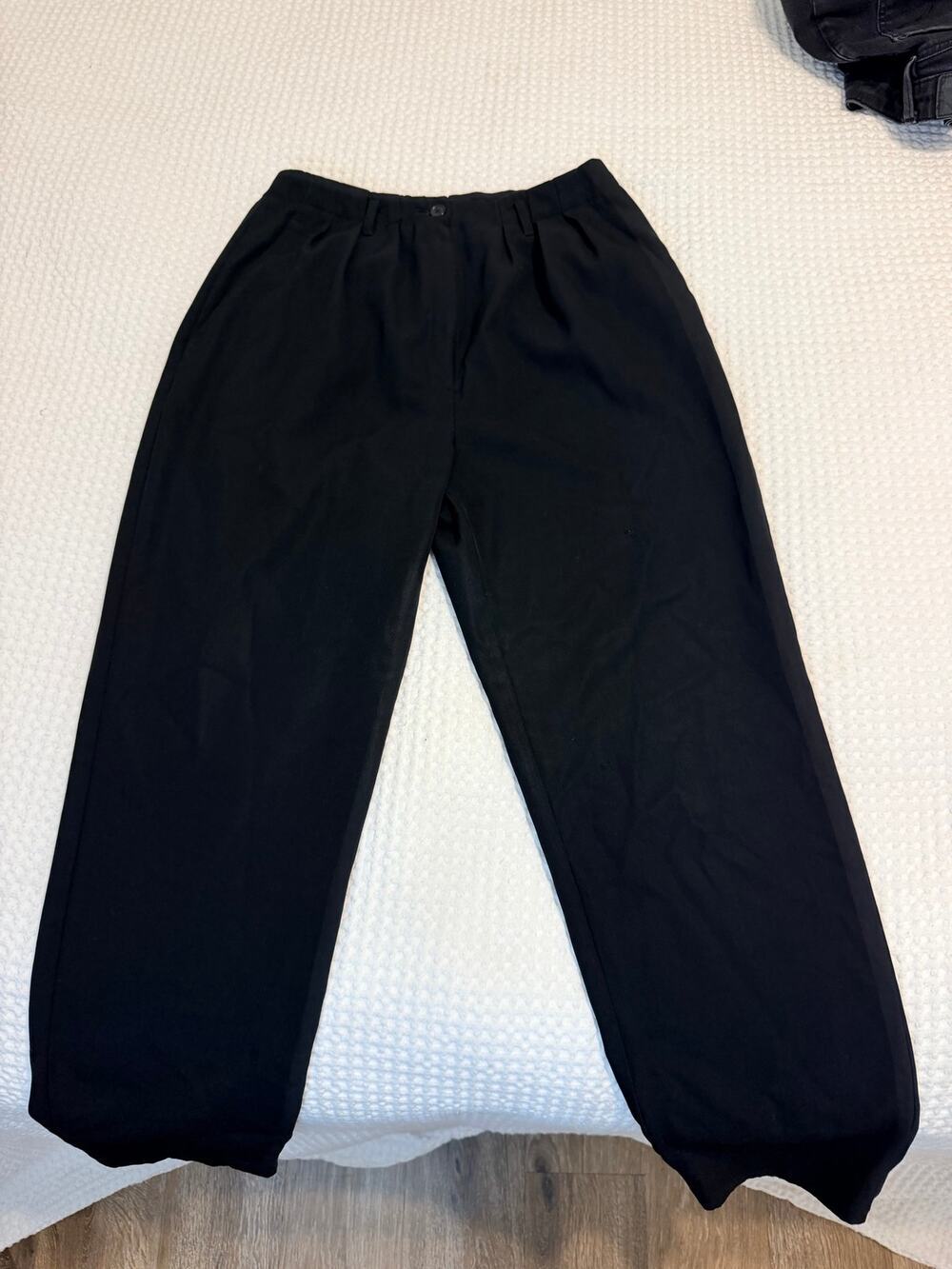 Toffs Vintage 100% Wool Pleated Women’s  Dress Pants - 10
